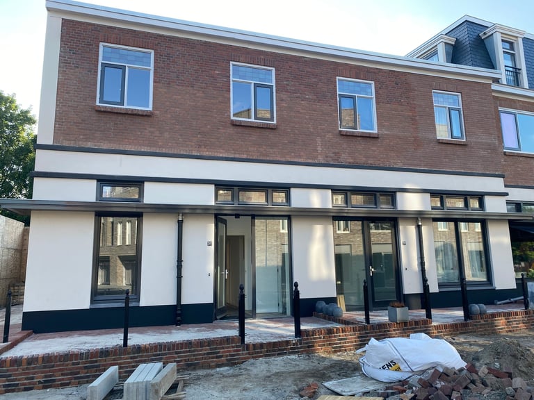 Witte moderne woning