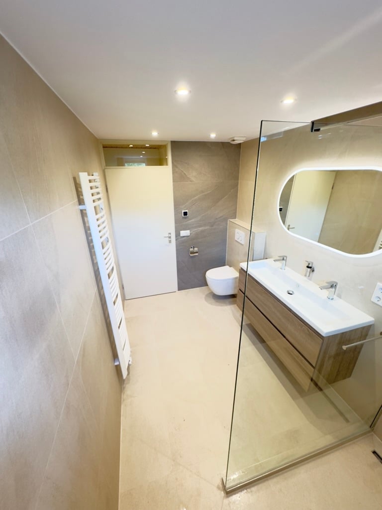 Luxe inloopdouche badkamer renovatie Heesch